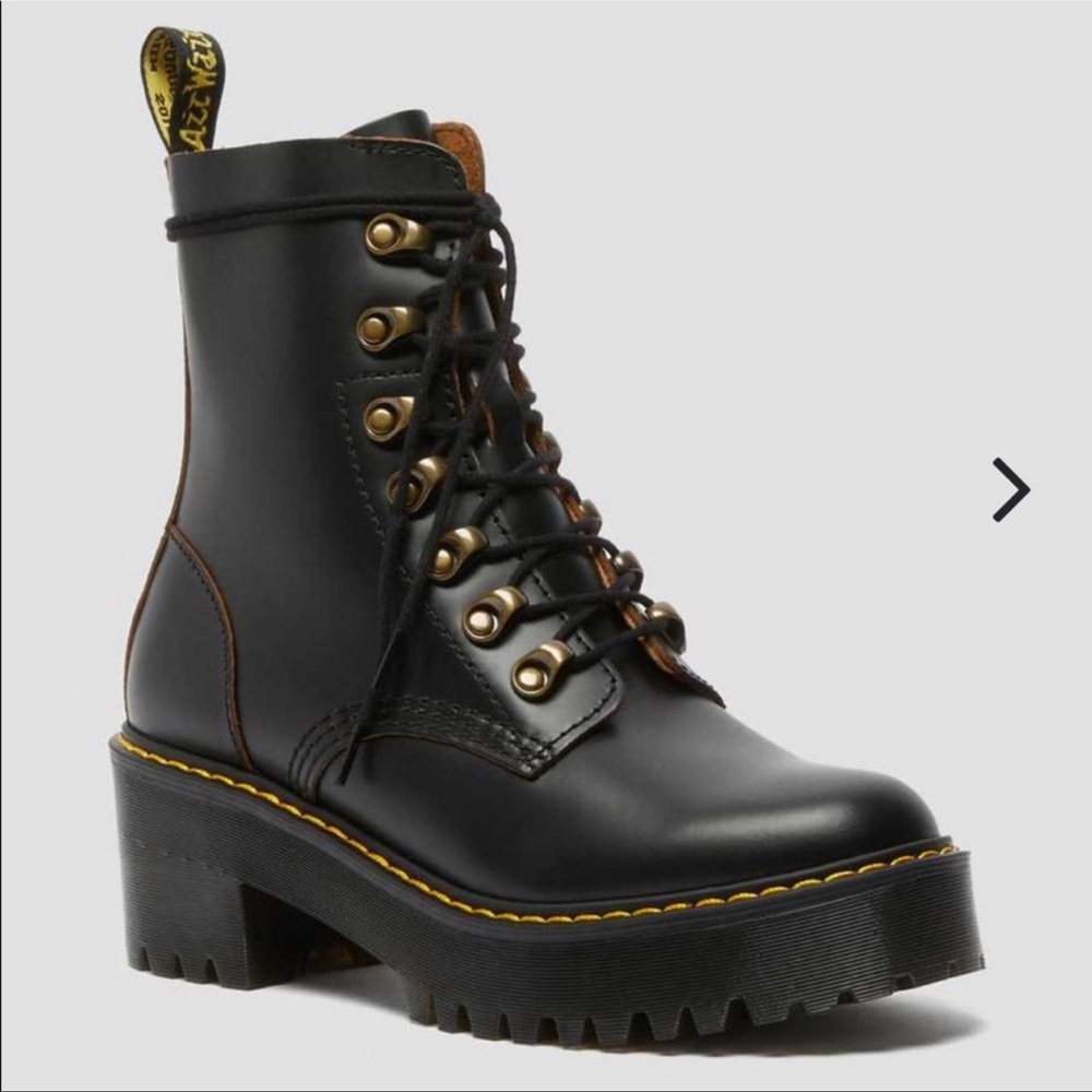 Dr. Martens Leona, New in box never used